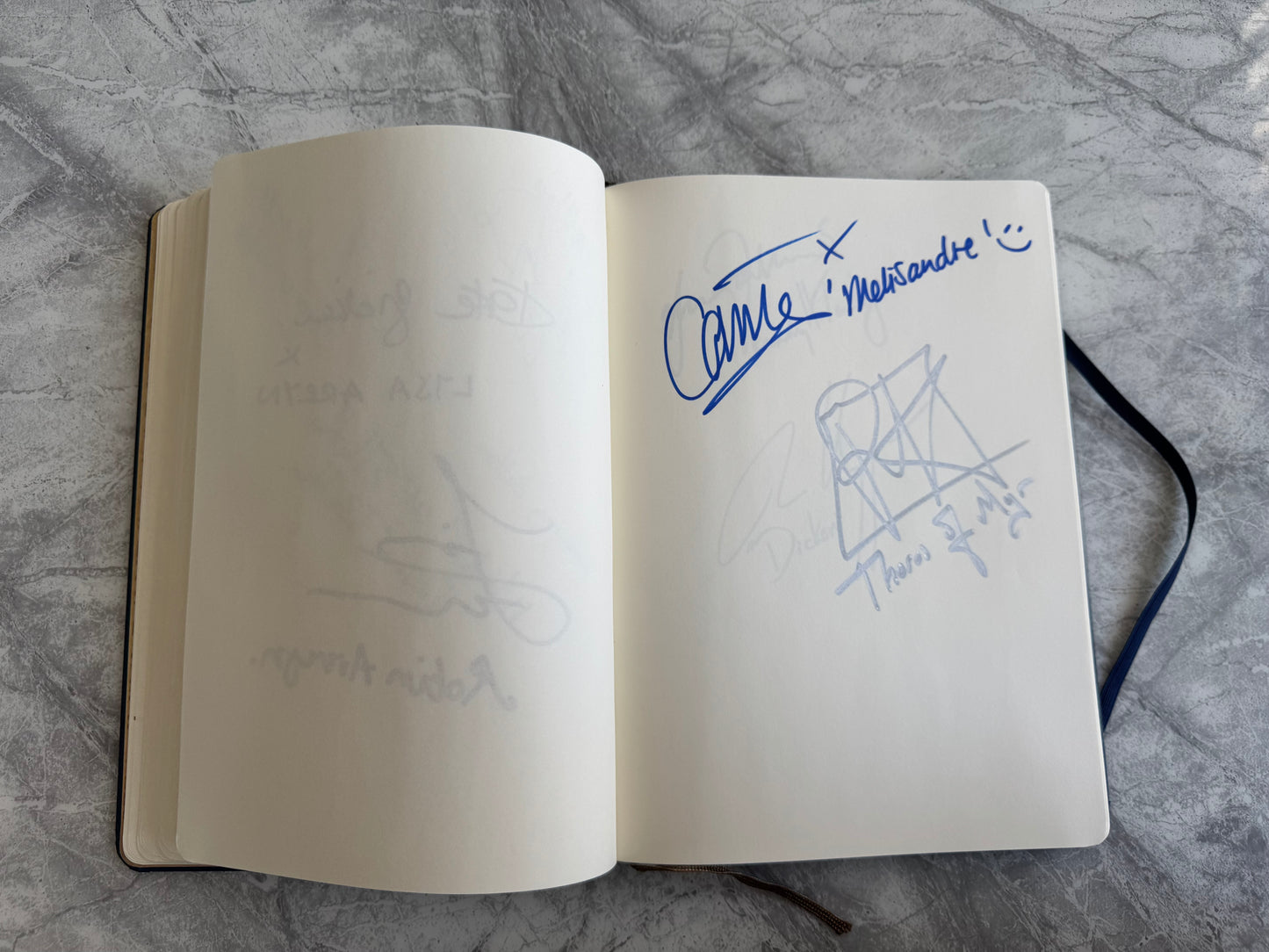 Game Of Thrones Notebook Signed By 102 Cast Members