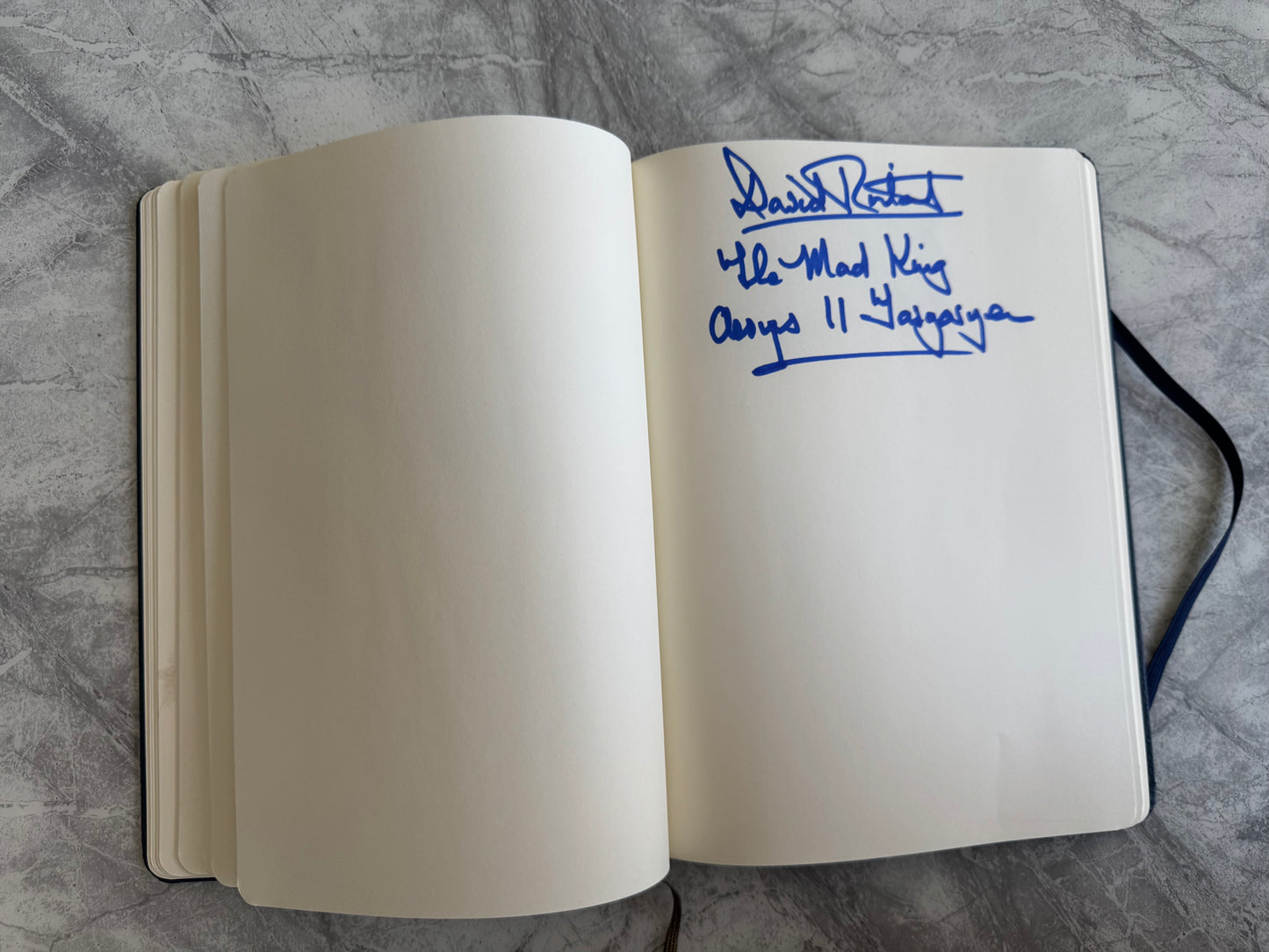Game Of Thrones Notebook Signed By 102 Cast Members