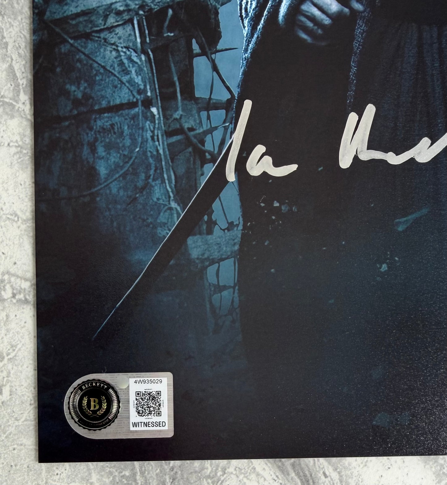 Sir Ian McKellen Signed The Hobbit 8x10” Photo - Beckett Witnessed Authentication