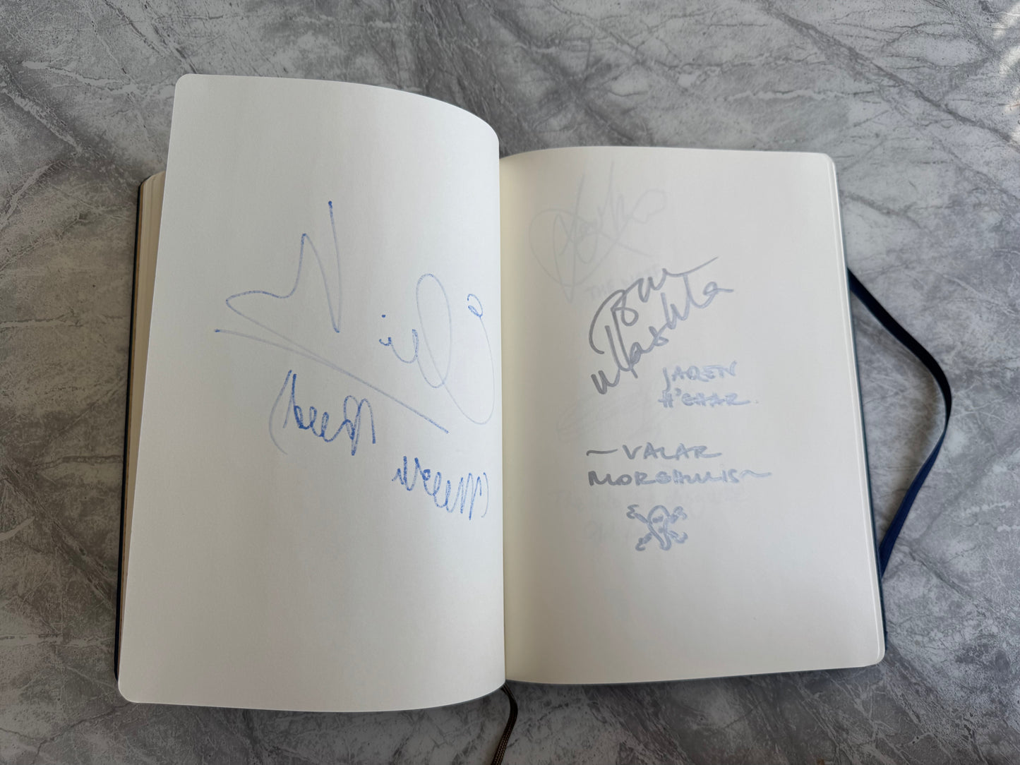 Game Of Thrones Notebook Signed By 102 Cast Members