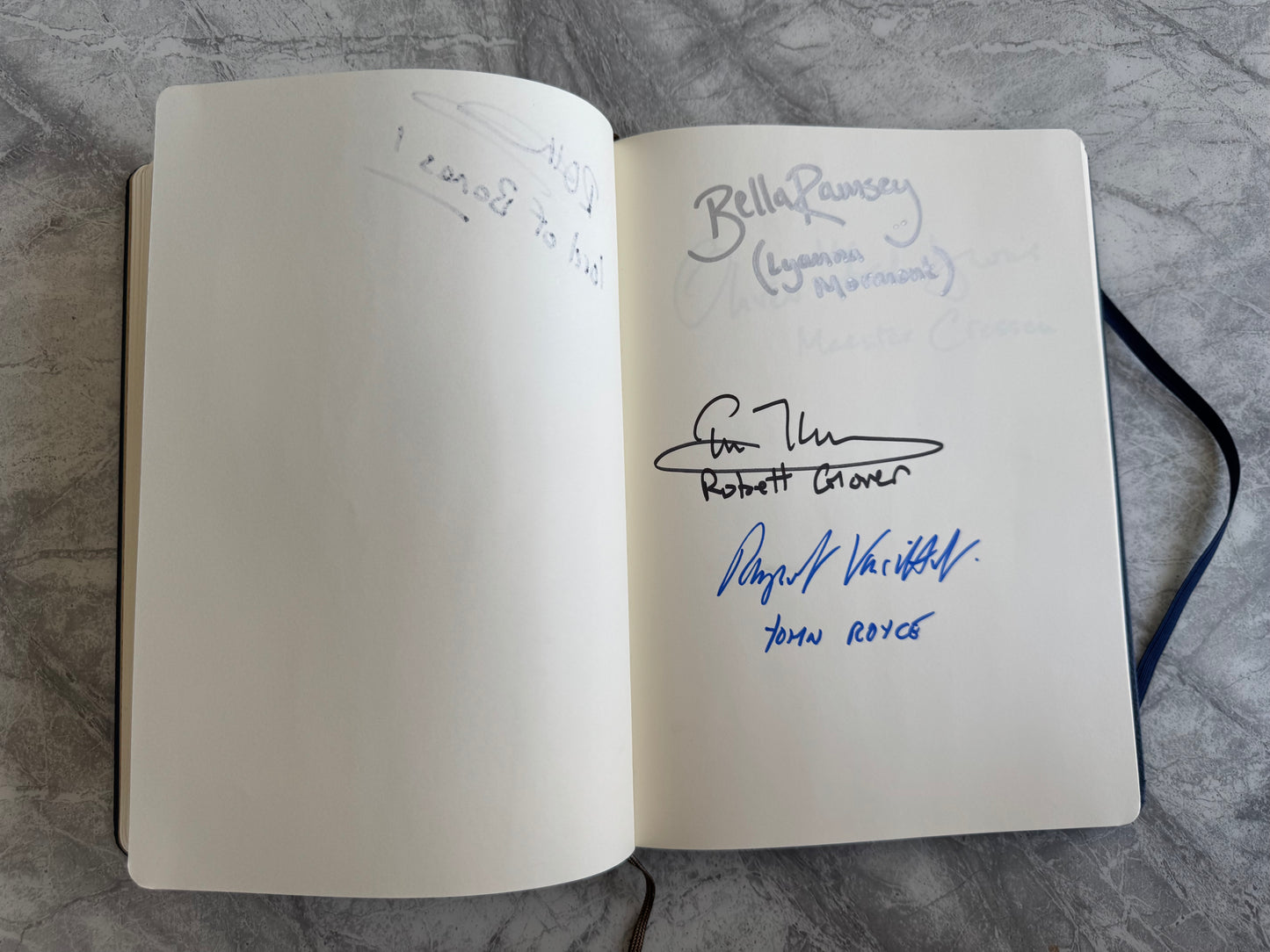 Game Of Thrones Notebook Signed By 102 Cast Members
