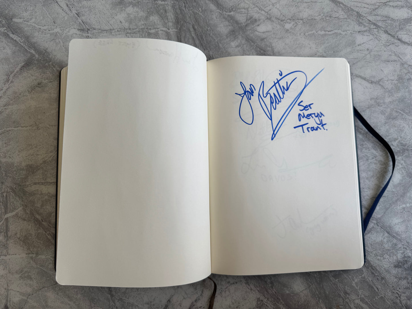 Game Of Thrones Notebook Signed By 102 Cast Members