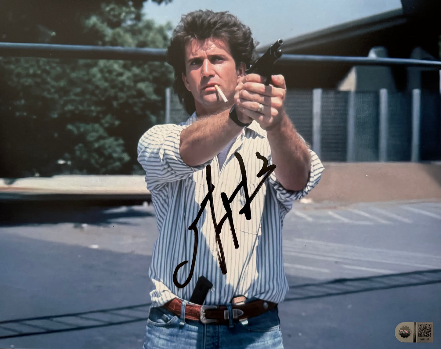 Mel Gibson Signed Lethal Weapon 11x14” Photo - SWAU Authenticated