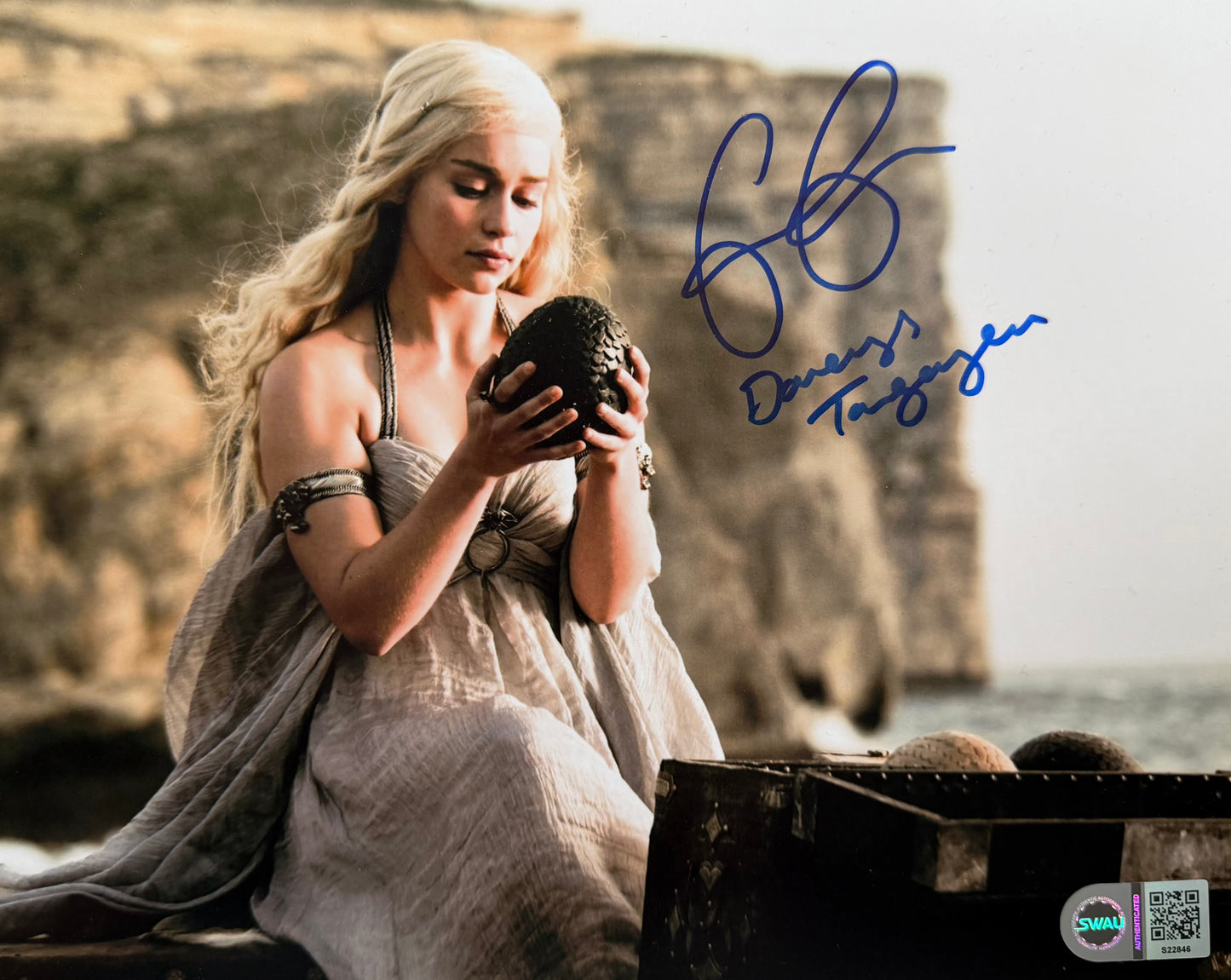Emilia Clarke Signed Game Of Thrones 8x10” Photo - SWAU Authenticated