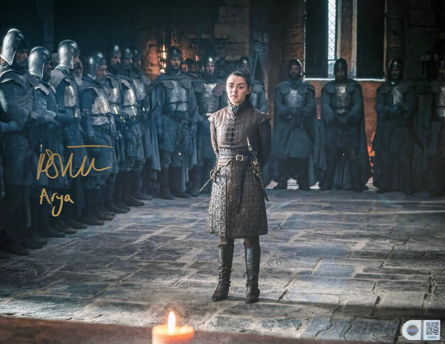 Maisie Williams Signed Game Of Thrones 11x14" Photo - SWAU Witnessed