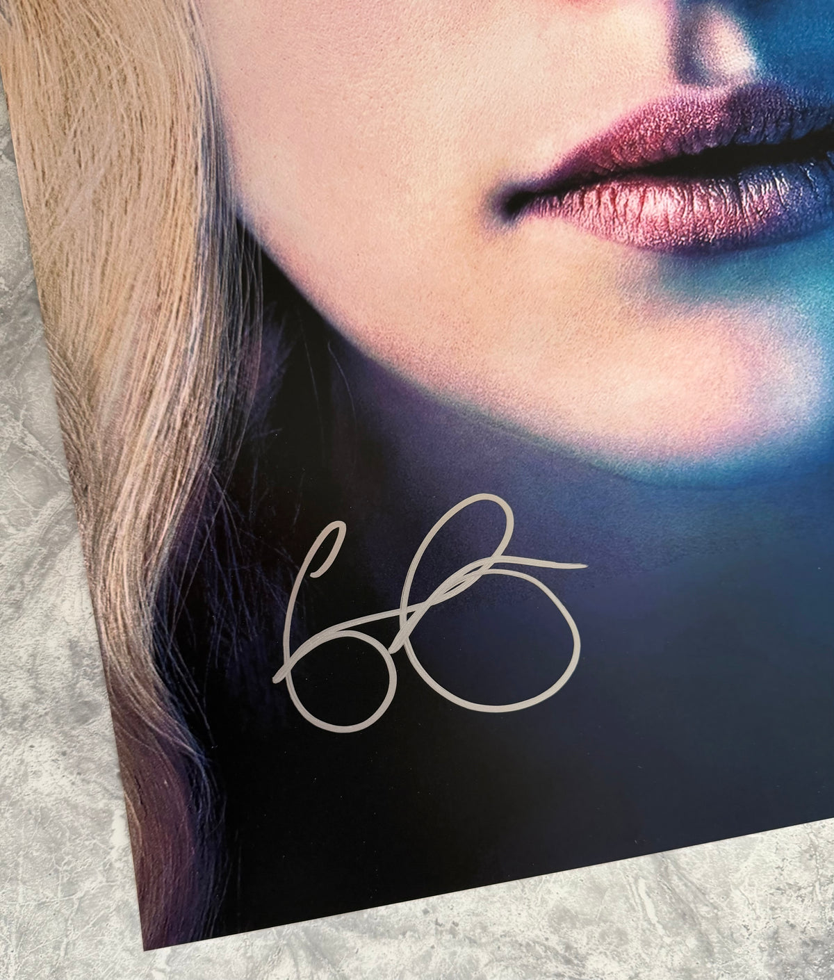 Emilia Clarke Signed Game Of Thrones A2 Poster - SWAU Authenticated