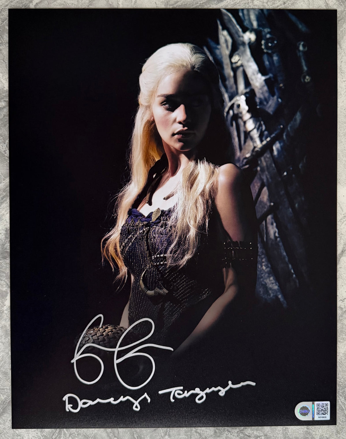 Emilia Clarke Signed Game Of Thrones 11x14” Photo - SWAU Authenticated