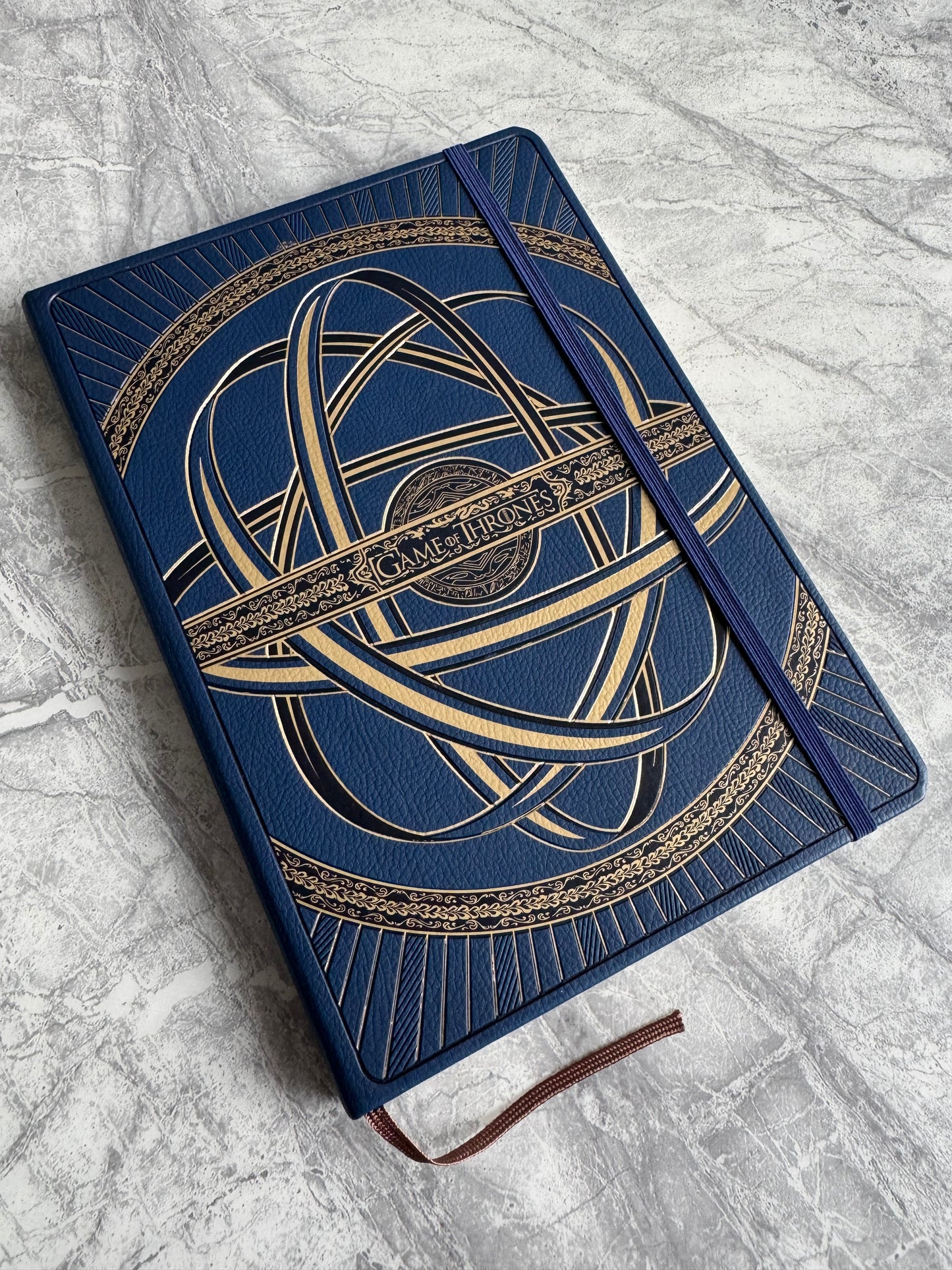 Game Of Thrones Autograph Book Signed By 22 Cast Members
