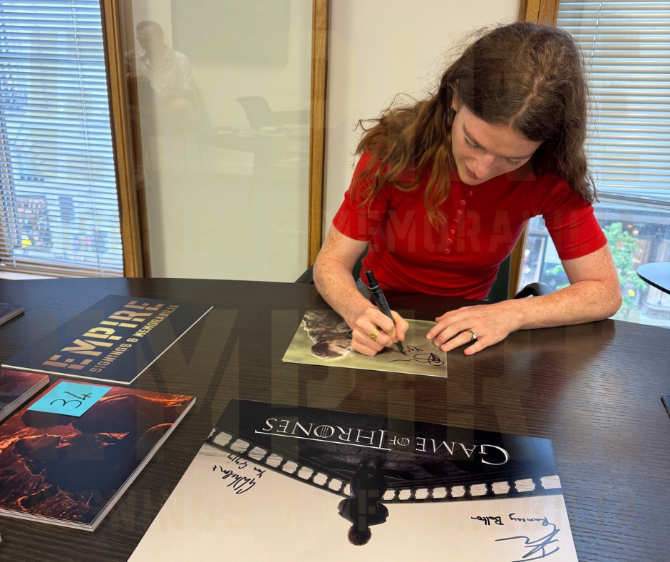 Rose Leslie Signed Game Of Thrones 8x10” Photo - Beckett Authenticated