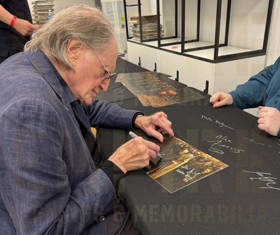 David Bradley & Alexandra Dowling Dual Signed Game Of Thrones 8x10” Photo