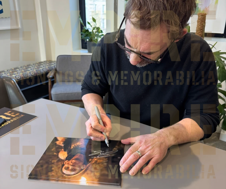 Joseph Mawle Signed Rings Of Power 8x10” Photo - SWAU Authenticated