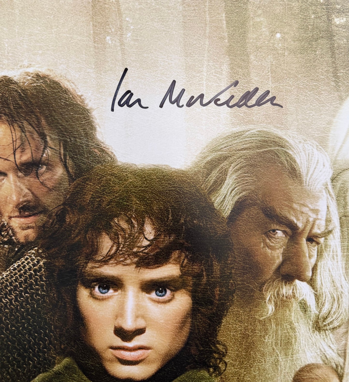Sir Ian McKellen Signed The Fellowship Of The Ring A2 Poster - Beckett Witnessed Authentication