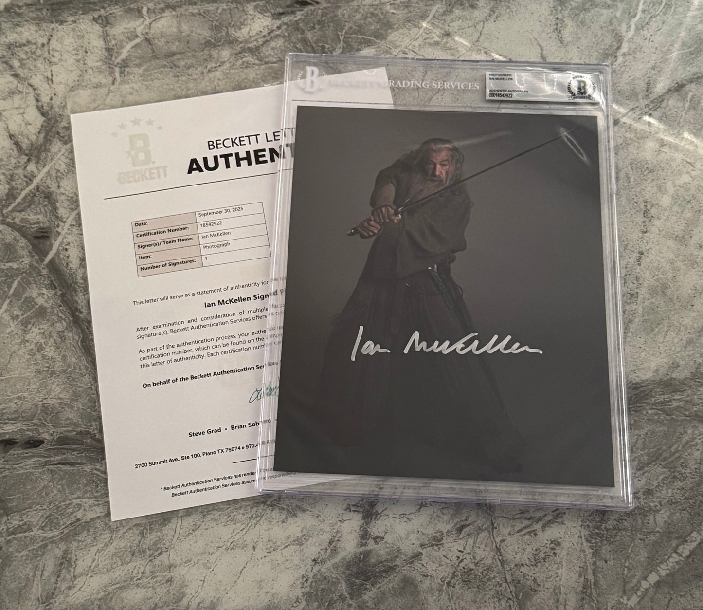 Sir Ian Mckellen Signed LOTR 8x10” Photo - Beckett Authenticated & Encapsulated