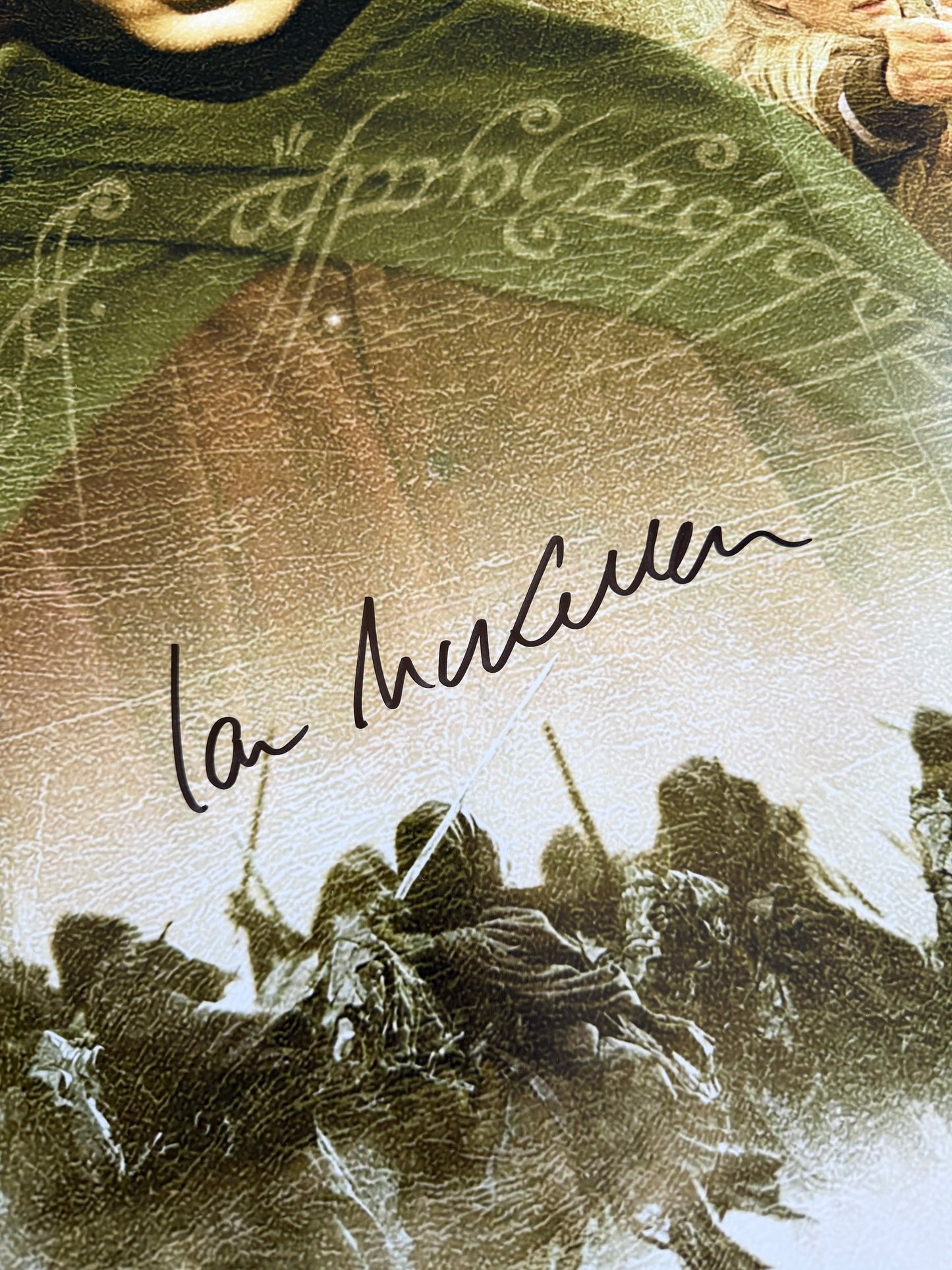 Sir Ian McKellen Signed The Fellowship Of The Ring 24x36” Maxi Poster - Beckett Witnessed Authentication