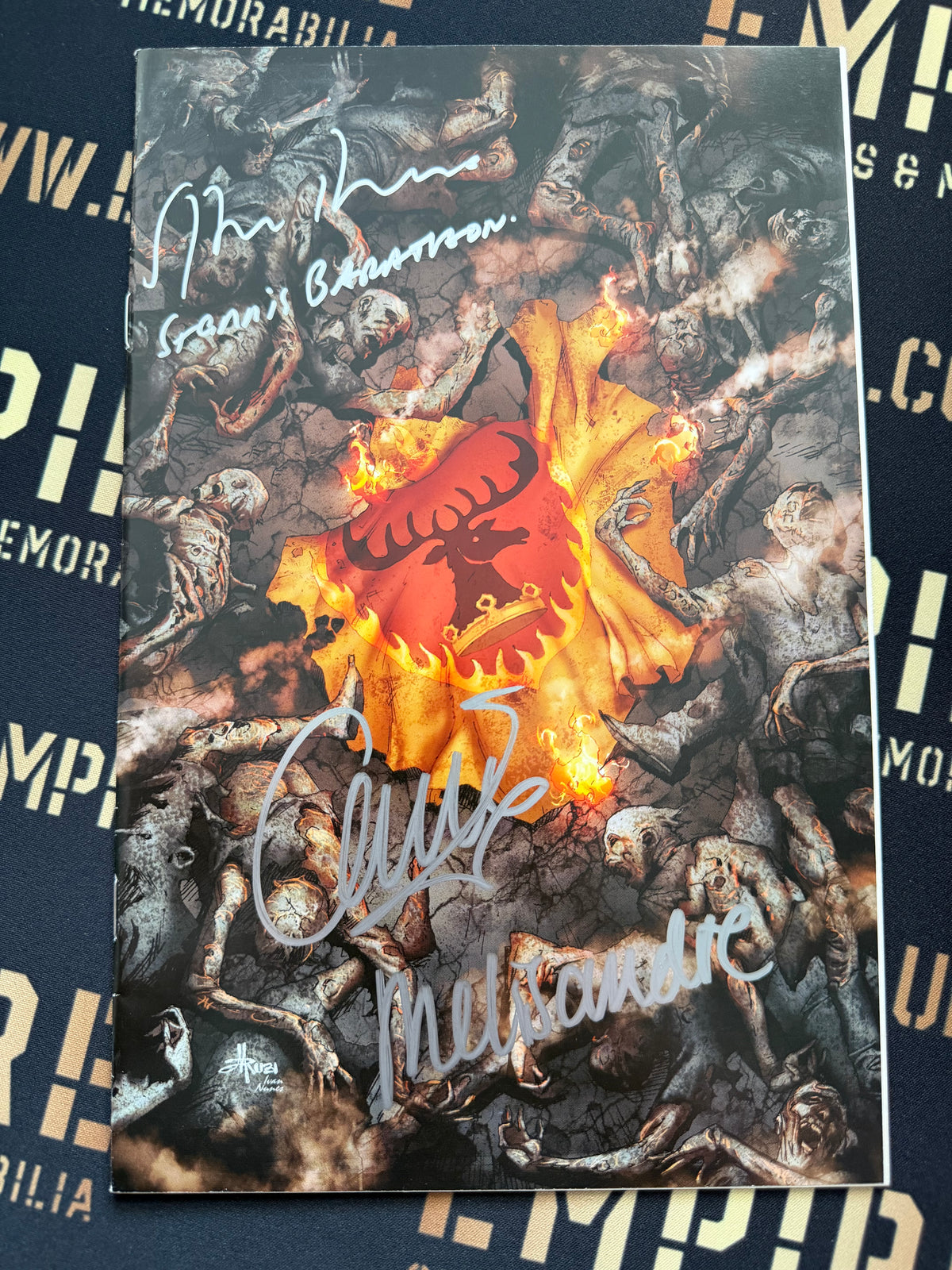 Stephen Dillane & Carice Van Houten Dual Signed Game Of Thrones “A Clash Of Kings” Comic Book - Rare Virgin Cover (Only 1 Ever Signed!)