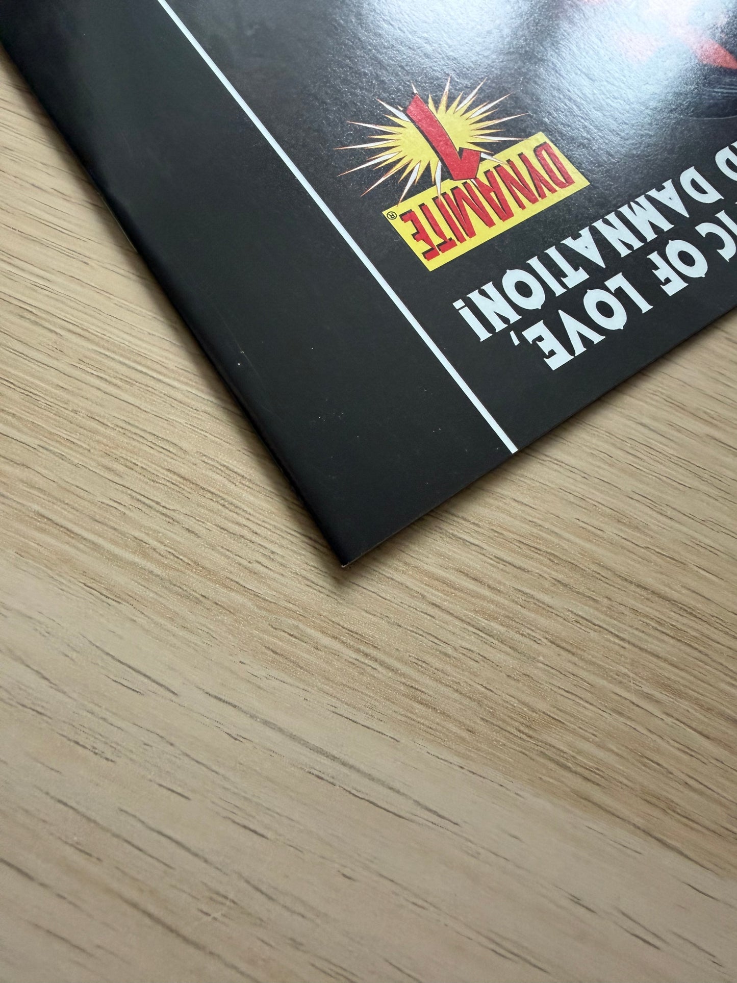 Emilia Clarke Signed Game Of Thrones Comic Book