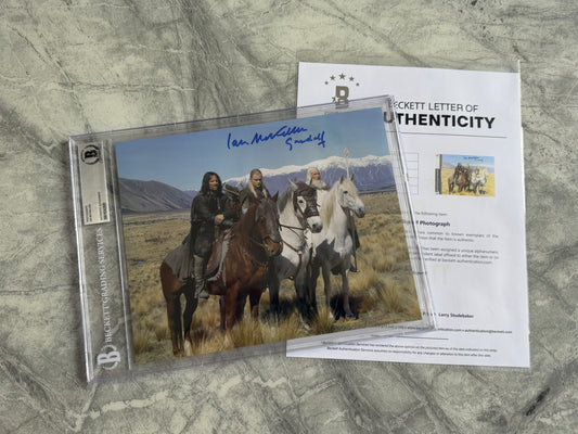 Sir Ian Mckellen Signed LOTR 8x10” Photo - Beckett Authenticated & Encapsulated