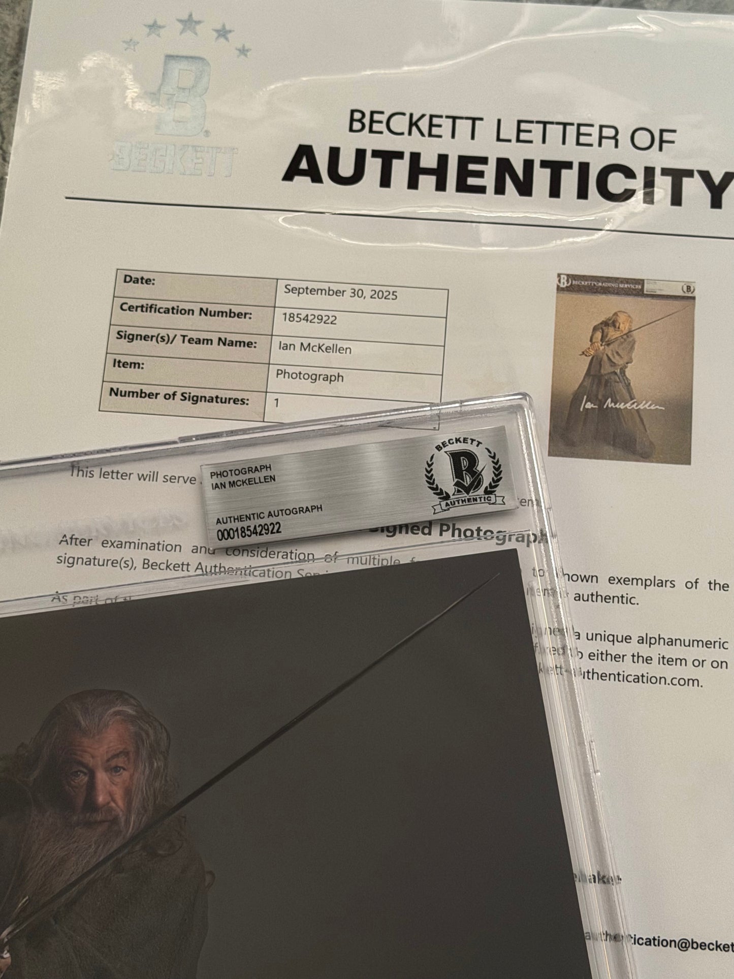 Sir Ian Mckellen Signed LOTR 8x10” Photo - Beckett Authenticated & Encapsulated