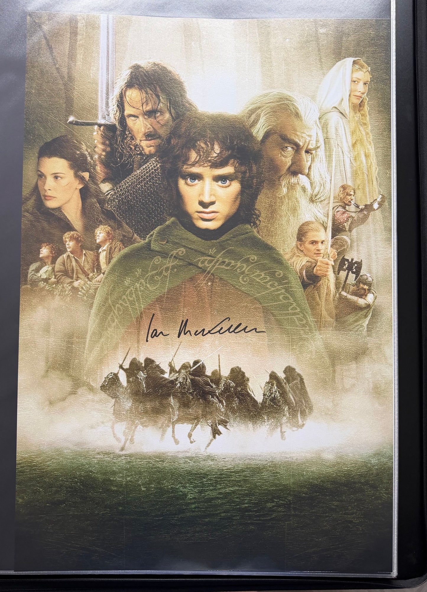 Sir Ian McKellen Signed The Fellowship Of The Ring 20x30” Poster - Beckett Witnessed Authentication