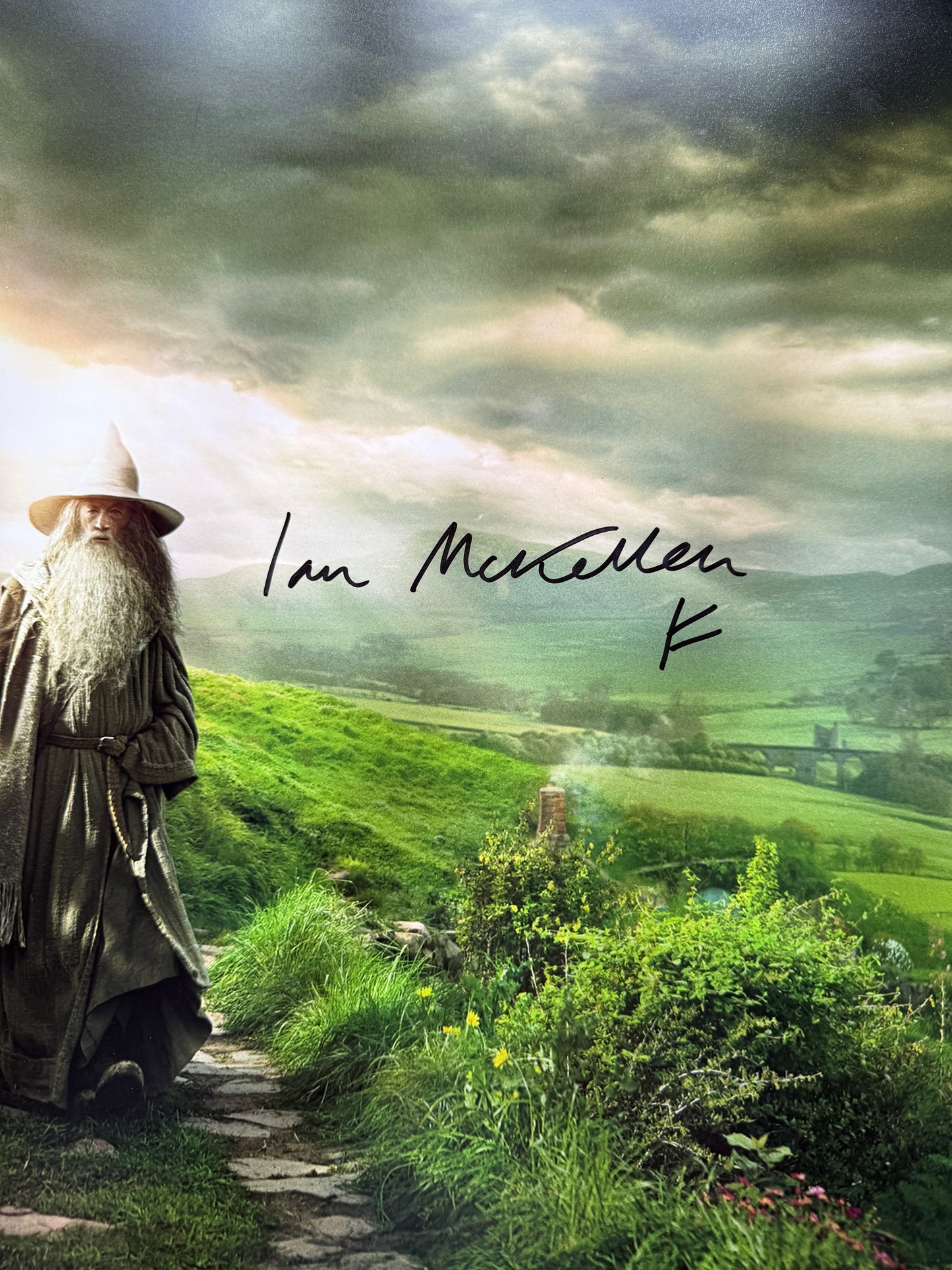 Sir Ian Mckellen Signed The Hobbit 16x20” Photo - Full Beckett Letter Of Authenticity