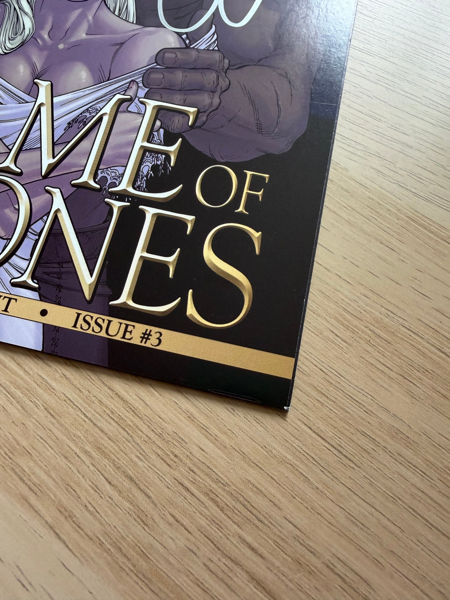 Emilia Clarke Signed Game Of Thrones Comic Book