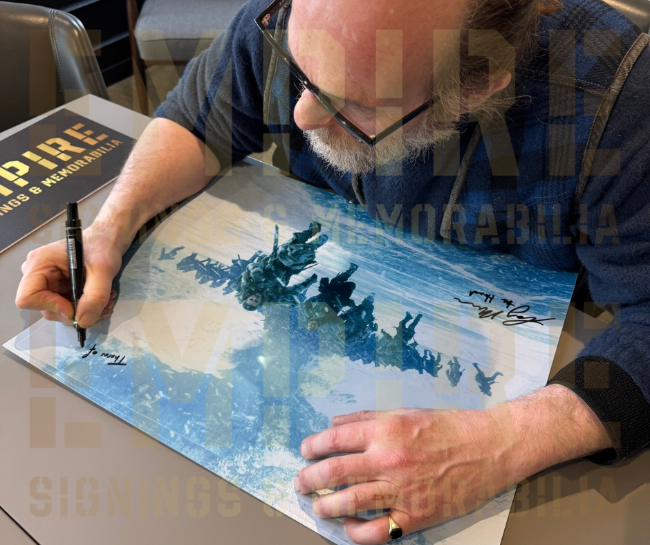 Multi Singed “Beyond The Wall” Signed Game Of Thrones 16x20” Photo