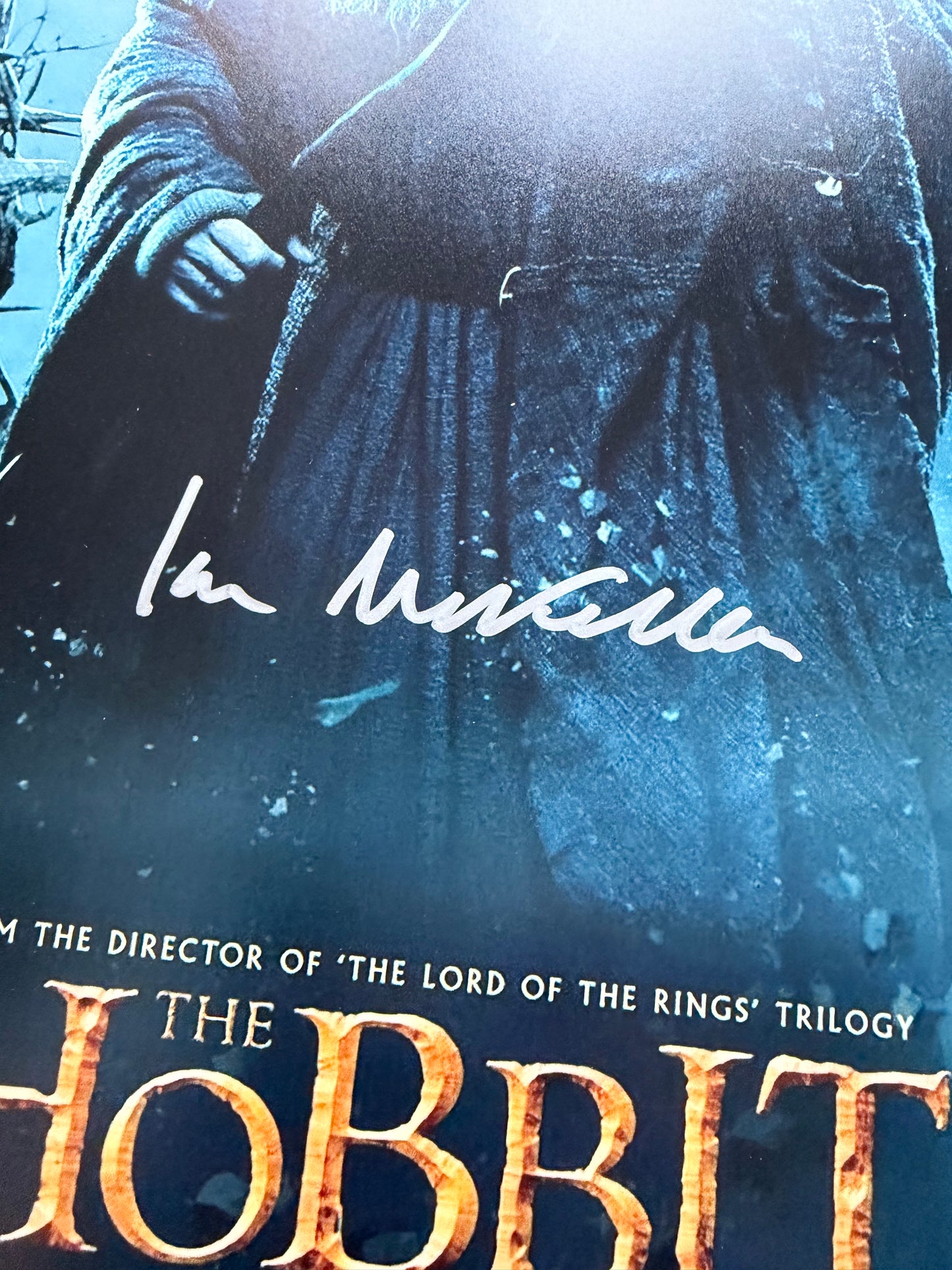 Sir Ian McKellen Signed The Hobbit 11x17” Poster - Beckett Witnessed Authentication