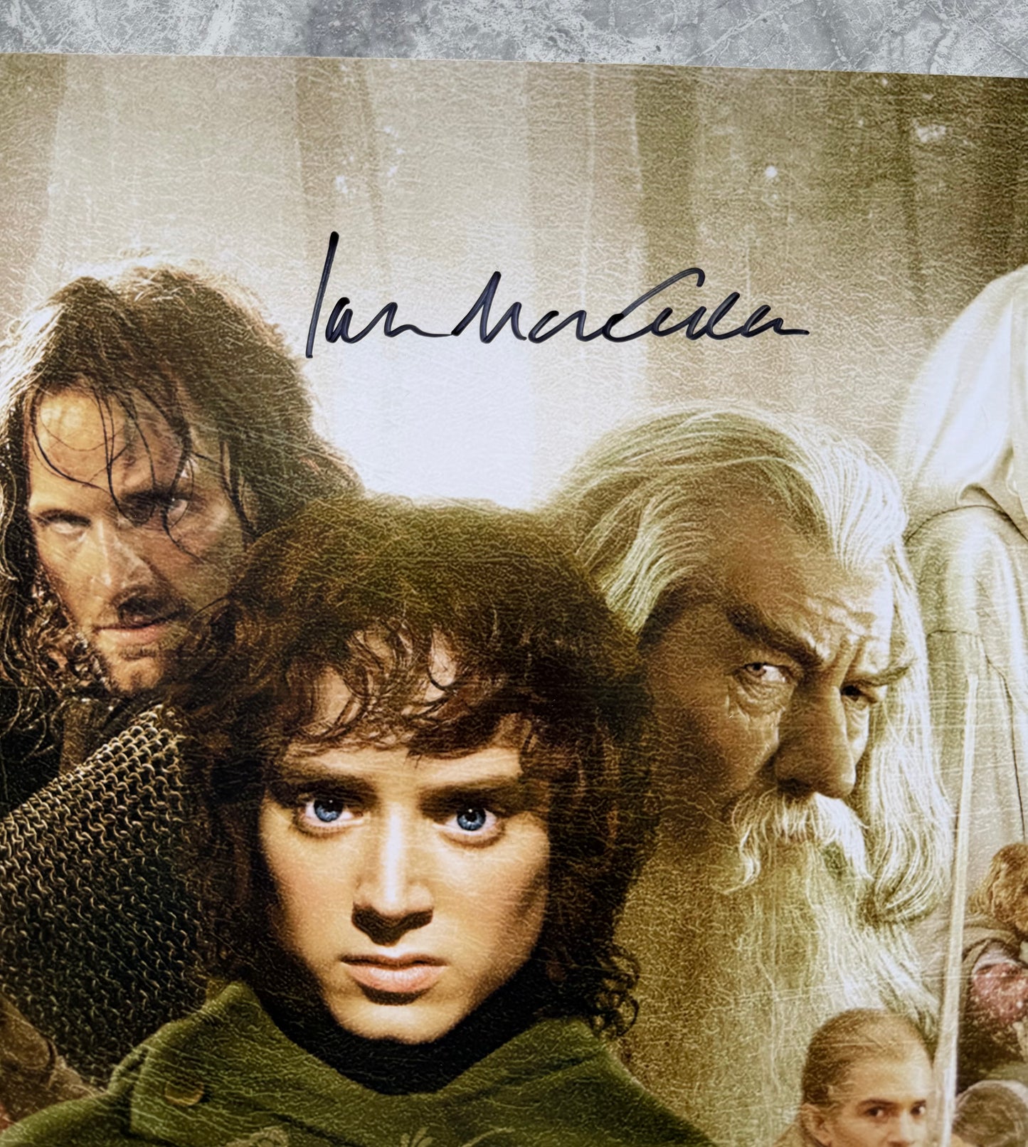 Sir Ian McKellen Signed The Fellowship Of The Ring A2 Poster - Beckett Witnessed Authentication