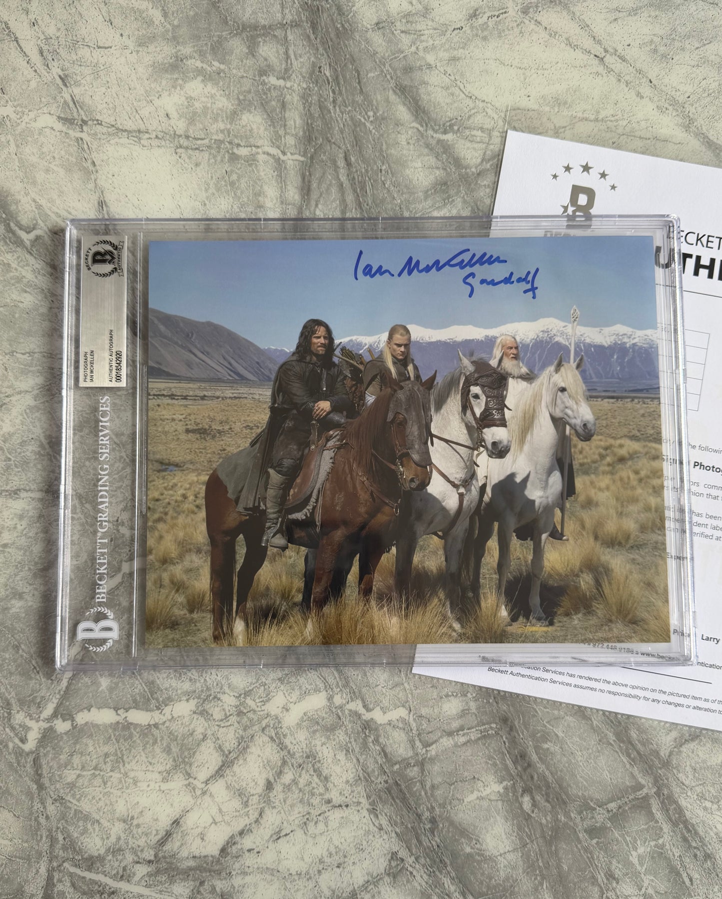 Sir Ian Mckellen Signed LOTR 8x10” Photo - Beckett Authenticated & Encapsulated