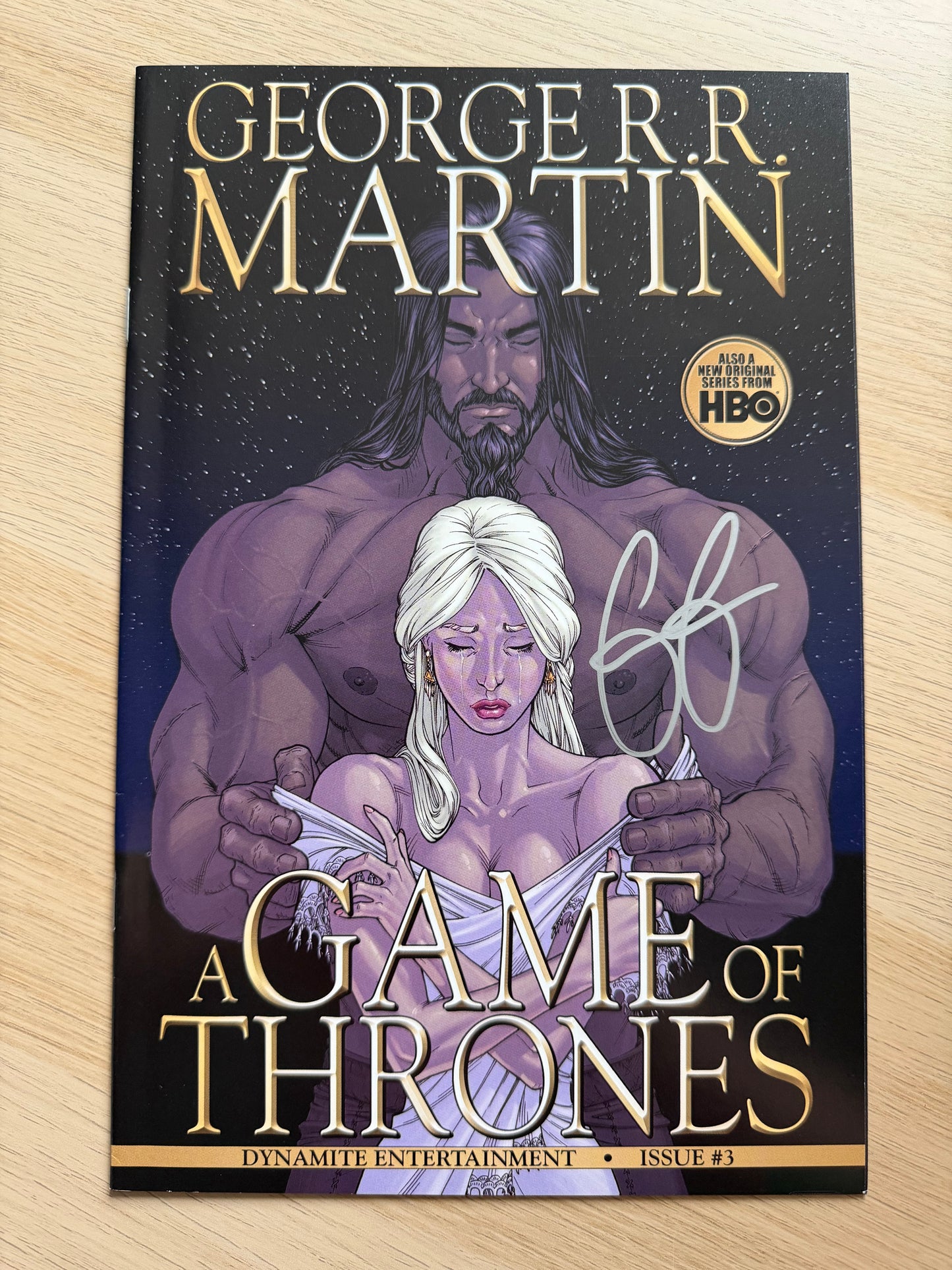 Emilia Clarke Signed Game Of Thrones Comic Book