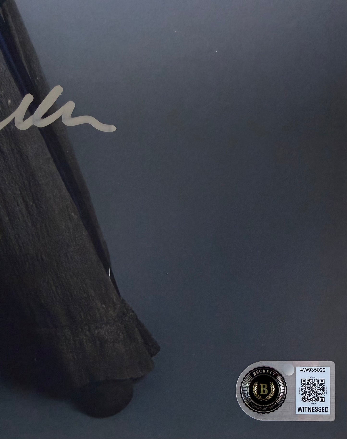 Sir Ian McKellen Signed The Lord Of The Rings 8x10” Photo - Beckett Witnessed Authentication