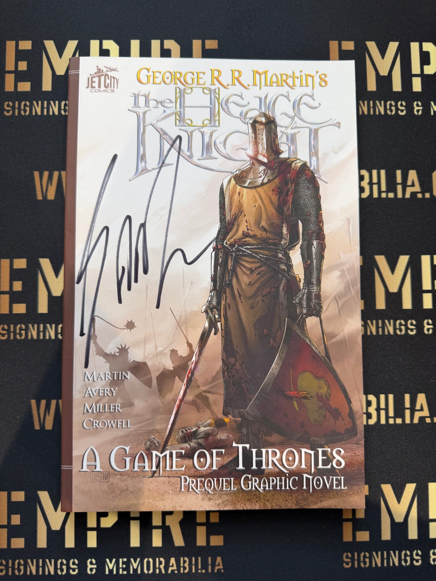 George RR Martin Signed The Hedge Knight Graphic Novel - SWAU Authenticated