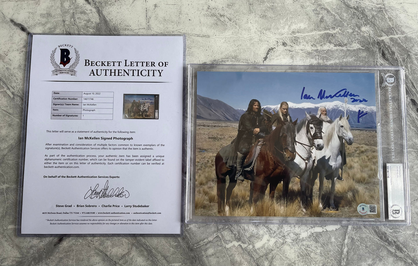 Sir Ian Mckellen Signed LOTR 8x10” Photo - Beckett Authenticated & Encapsulated