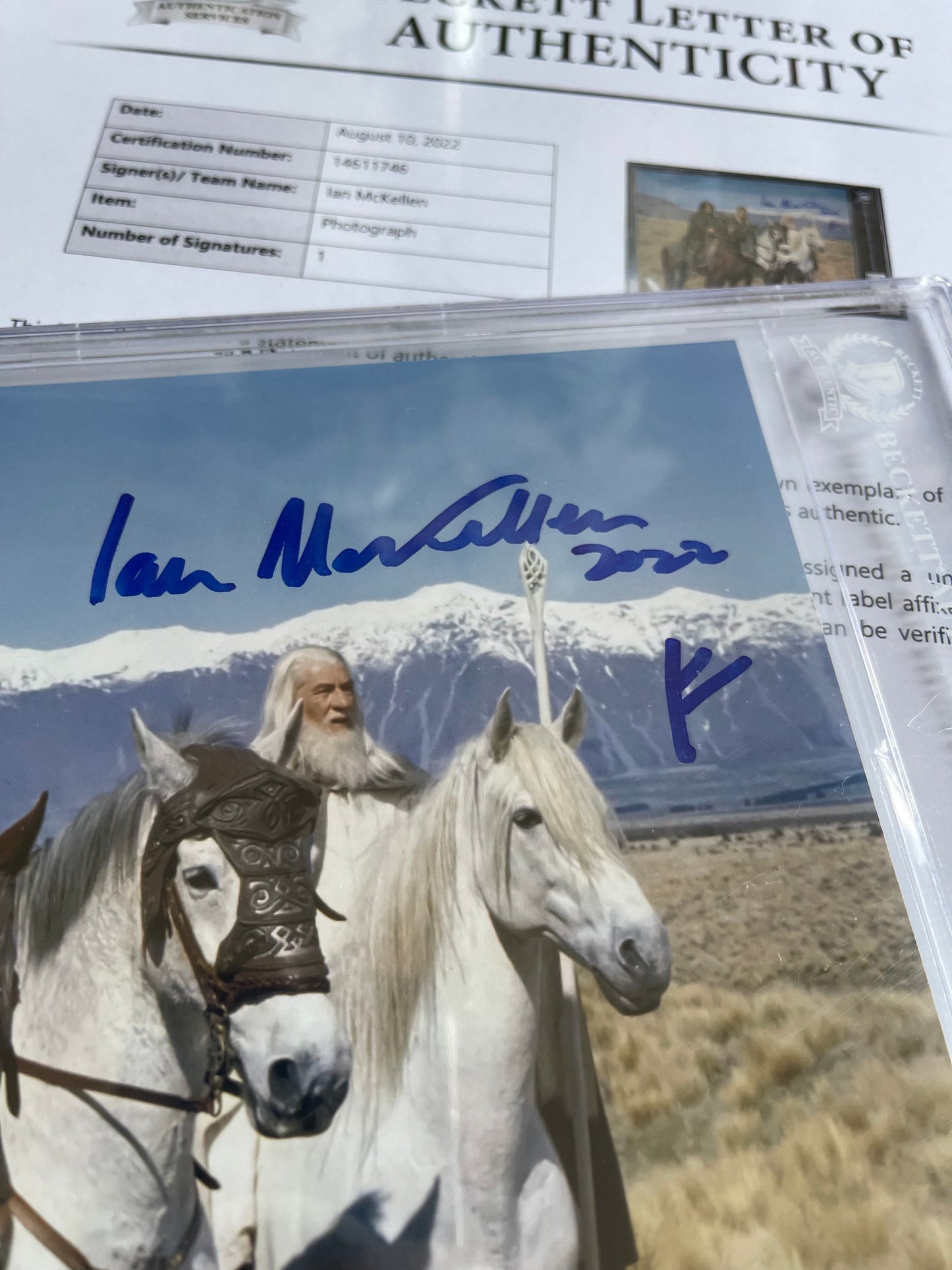 Sir Ian Mckellen Signed LOTR 8x10” Photo - Beckett Authenticated & Encapsulated