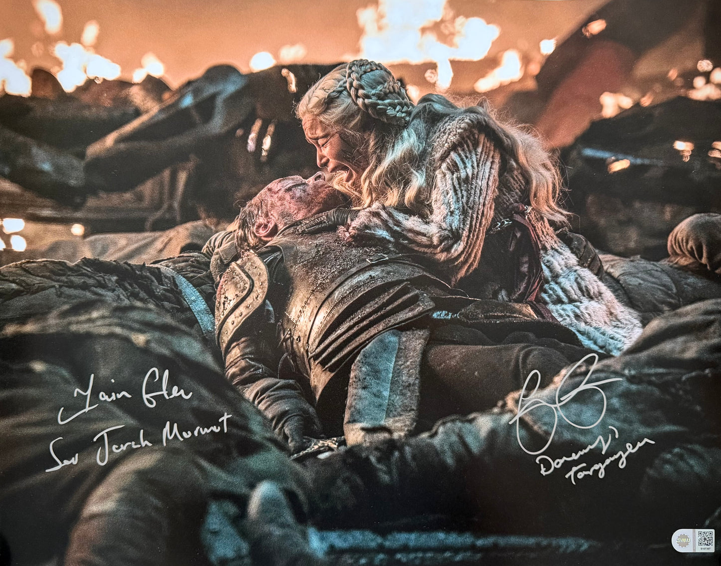 Emilia Clarke & Iain Glen Dual Signed Game Of Thrones 16x20” Photo - SWAU Authenticated
