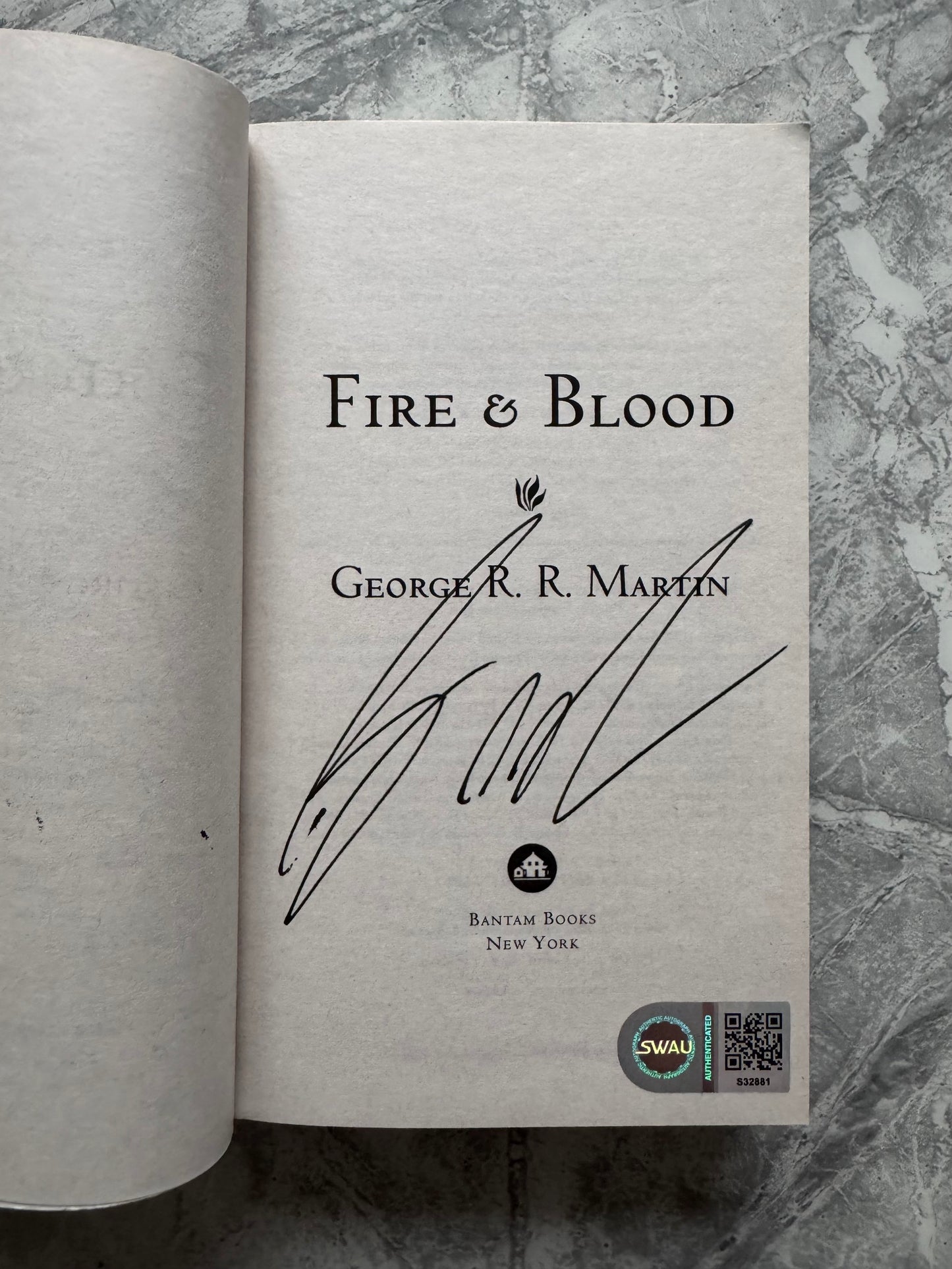 George R.R Martin Signed Fire & Blood Paperback Book - SWAU Authenticated