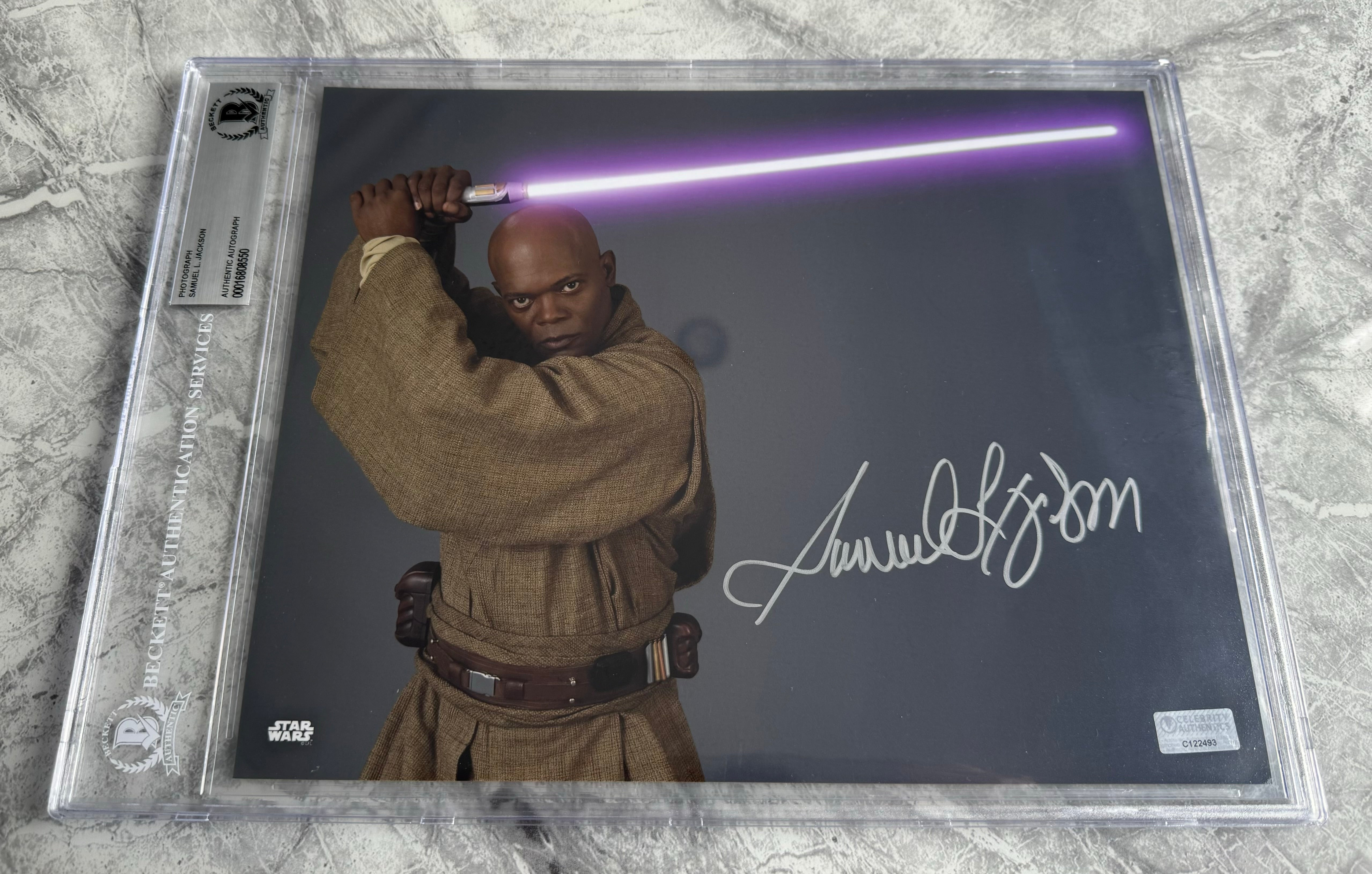 Authentic Samuel L. Jackson Star Wars Signed 8x10 top Photo