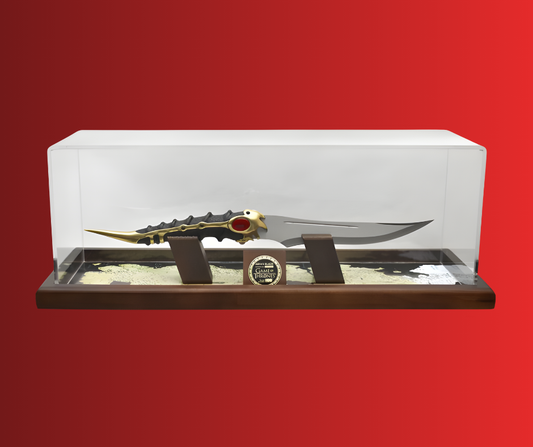 Maisie Williams Signed Game Of Thrones Official Catspaw Replica With Displays Case (Pre Order)
